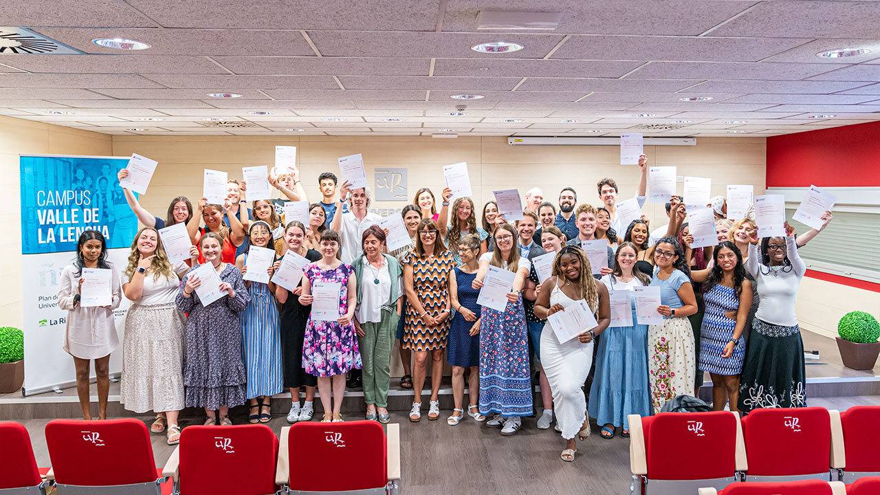 Valle de la Lengua lanza un programa de becas para estudiar Español en el curso 2024-2025