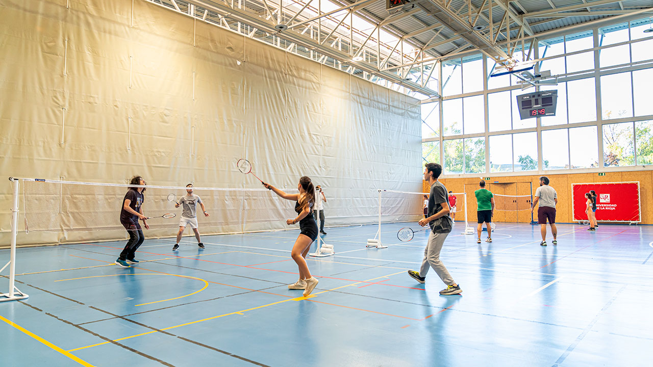 La Semana del Deporte Universitario reúne mil accesos en el polideportivo